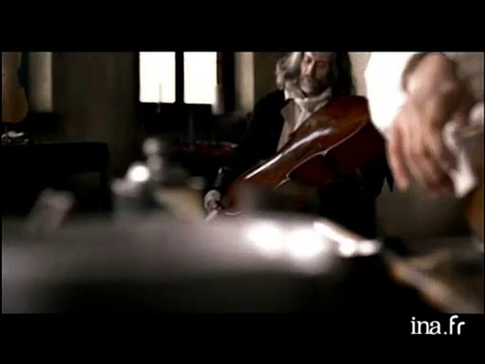 Canalsatéllite - Violoncelle Version 34 secondes - Publicité Ina.fr[via torchbrowser.com]