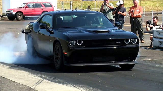 2015 Dodge Challenger Hellcat | Car Review