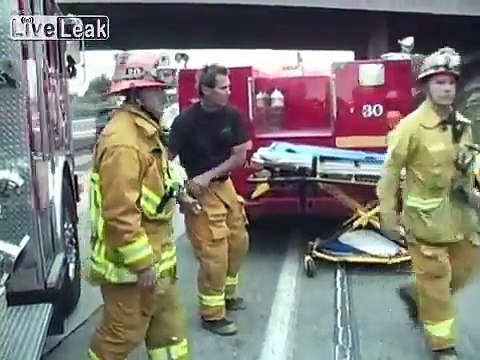 Görenleri hayrete düşüren kaza!