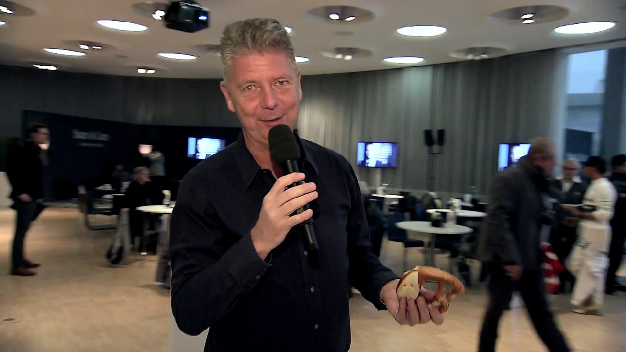 Secret Look behind the Scenes of Stars & Cars