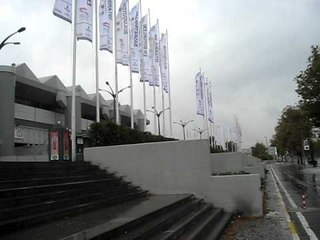 GAZZETTAGR ΕΞΩ ΑΠΟ ΤΟ ΓΗΠΕΔΟ ΜΕ ΒΡΟΧΗ