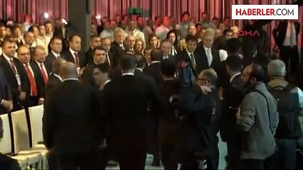 Başbakan Davutoğlu, Fiat Doblo'nun Yeni Modelinin Banttan İndirilme Törenine Katıldı-1