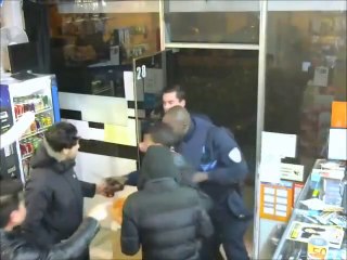 Quand les flics débarquent en plein braquage... Là ya du FLAG!