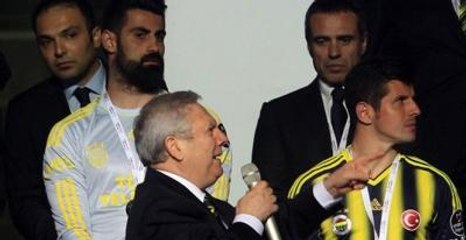 Aziz Yıldırım'ın "Paralı Köpekler" Sözüne Hapis İstemi!