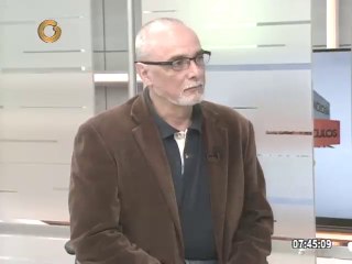 Sociólogo Coello cree que el país necesita instituciones creíbles