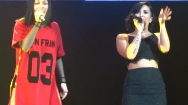 Demi Lovato PERFORMS AWESOME 'Bang Bang' duet with Jessie J