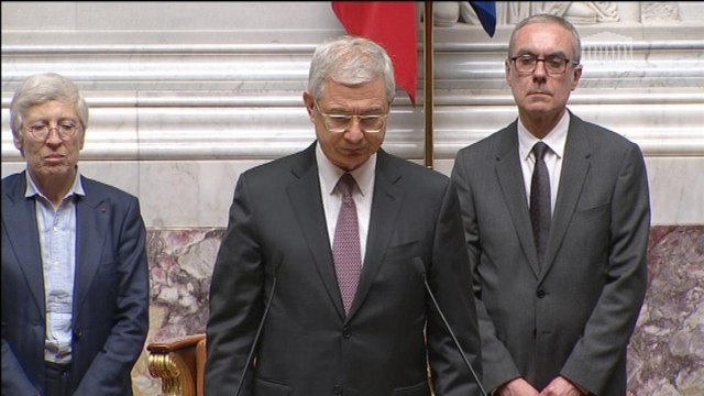 L'Assemblée rend hommage à Jacques Barrot