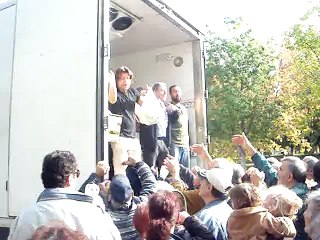 Διανομή μήλων 3-12-2014 Γ μέρος