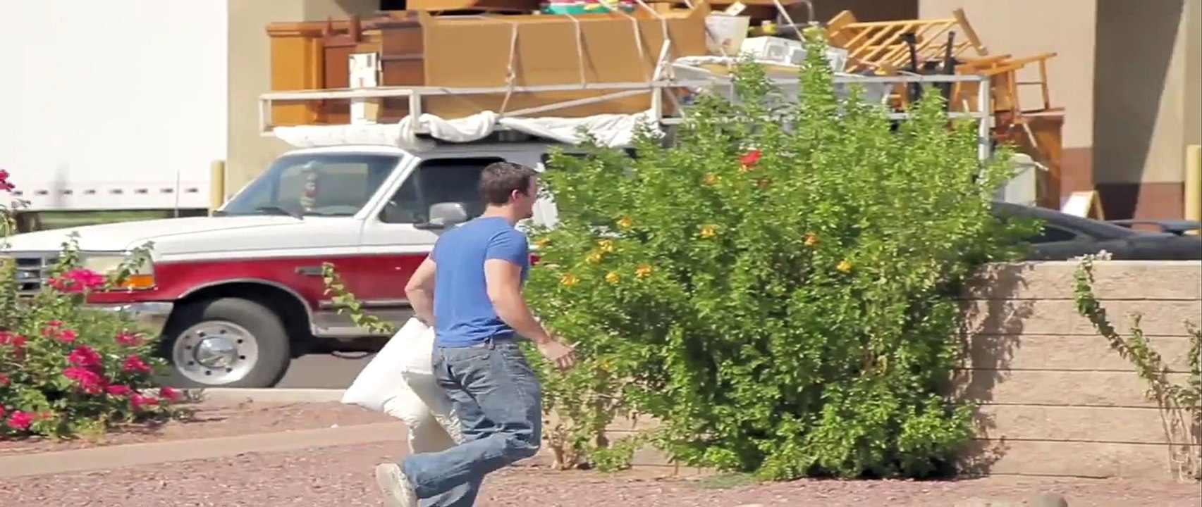 PILLOW FIGHT!!!!!