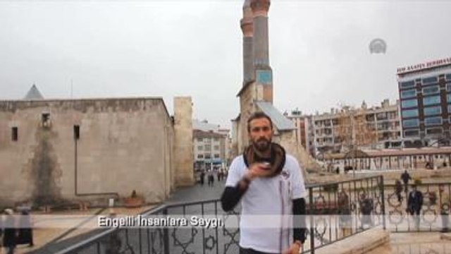 Protokol ve Carlos, Dünya Engelliler Gününde Kamera Karşısına Geçti