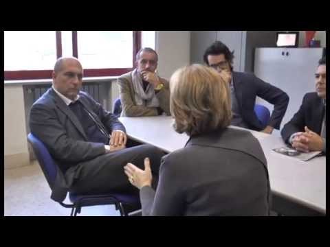 Napoli - Cozzolino visita la scuola vandalizzata -1- (03.12.14)