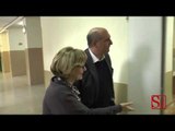 Napoli - Cozzolino visita la scuola vandalizzata -2- (03.12.14)