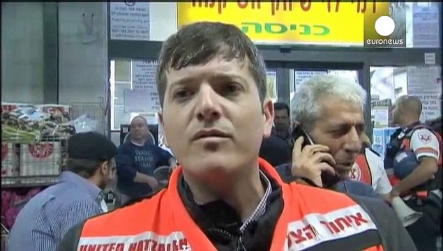 Deux Israéliens poignardés par un Palestinien dans un supermarché