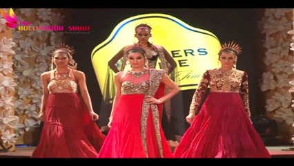 Erotic Model Exposed in Blenders Pride Fashion Show