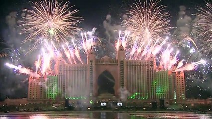 Wow So Wonderful    The World   s Largest Fireworks Display From Atlantis