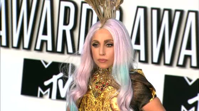 Lady Gaga deutete an, dass sie als Teenager vergewaltigt wurde