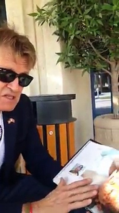 A kind hearted man Mads Gilbert Speaking about Attack on Children's in Gaza - Masood Tariq