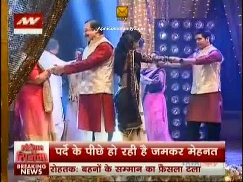 Yeh Rishta Kya Kehlata hai 4th November 2014 Serial Yeh Rishta Ke Set Par apnicommunity.com