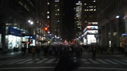 Manifestations à New York après la non inculpation d'un policier blanc