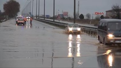 Edirne Sağanak Nedeniyle Avrupa?ya Giriş-Çıkışlar Durdu -Ek