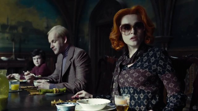 Dark Shadows Trailer (Tim Burton)