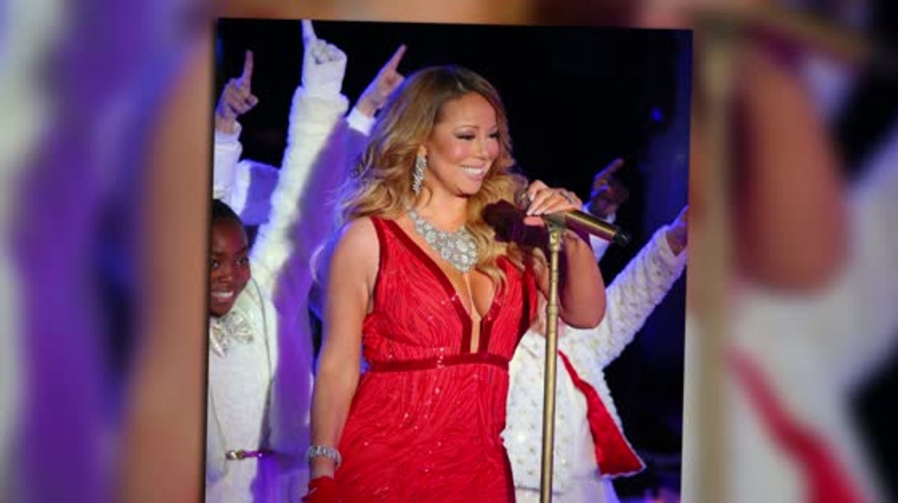 Mariah Carey Gets Us In The Mood For Christmas