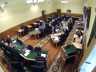 Коррупция> депутат Слабунова Э.Э. из партии "Яблоко" рассказала про коррупцию в гос.учреждении "Петрозаводский педагогический колледж" подчиненном губернатору Худилайнену А.П. [19.11.2014]