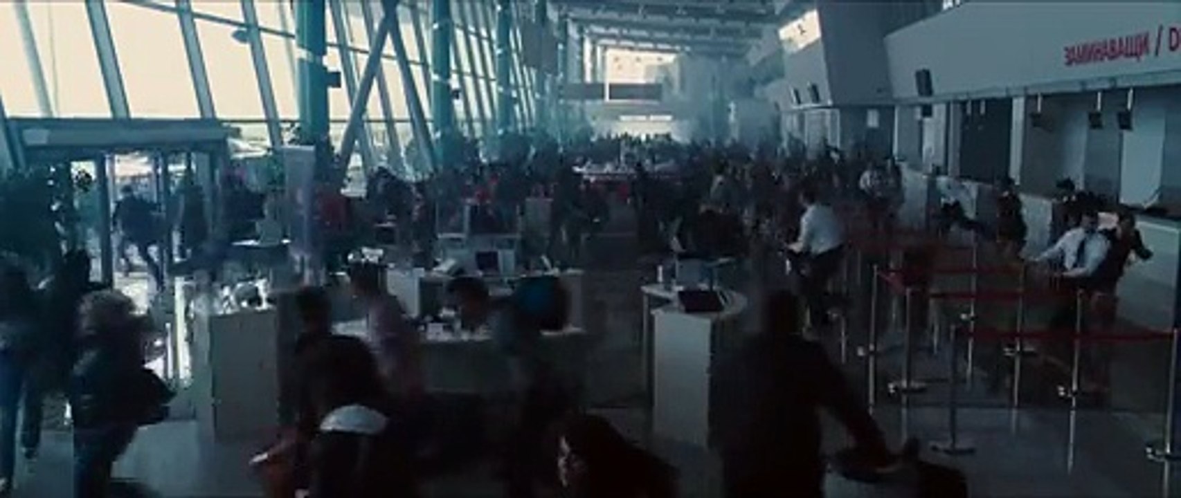 The Expendables 2 Action Scene _The Smart Car_