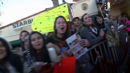 Twilight Breaking Dawn Part 2 TV Spot _A Worldwide Phenomenon_