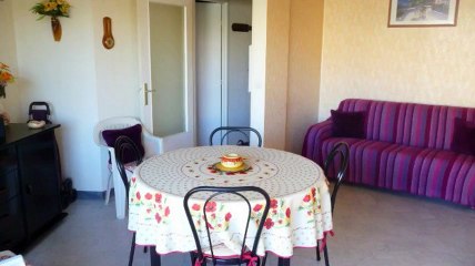 Download Video: A louer - Appartement - Juan Les Pins (06160) - 1 pièce - 30m²