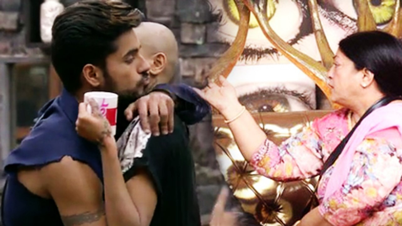 Diandra Kiss Gautam In Bigg Boss 8 | LIPLOCK | Colors Show