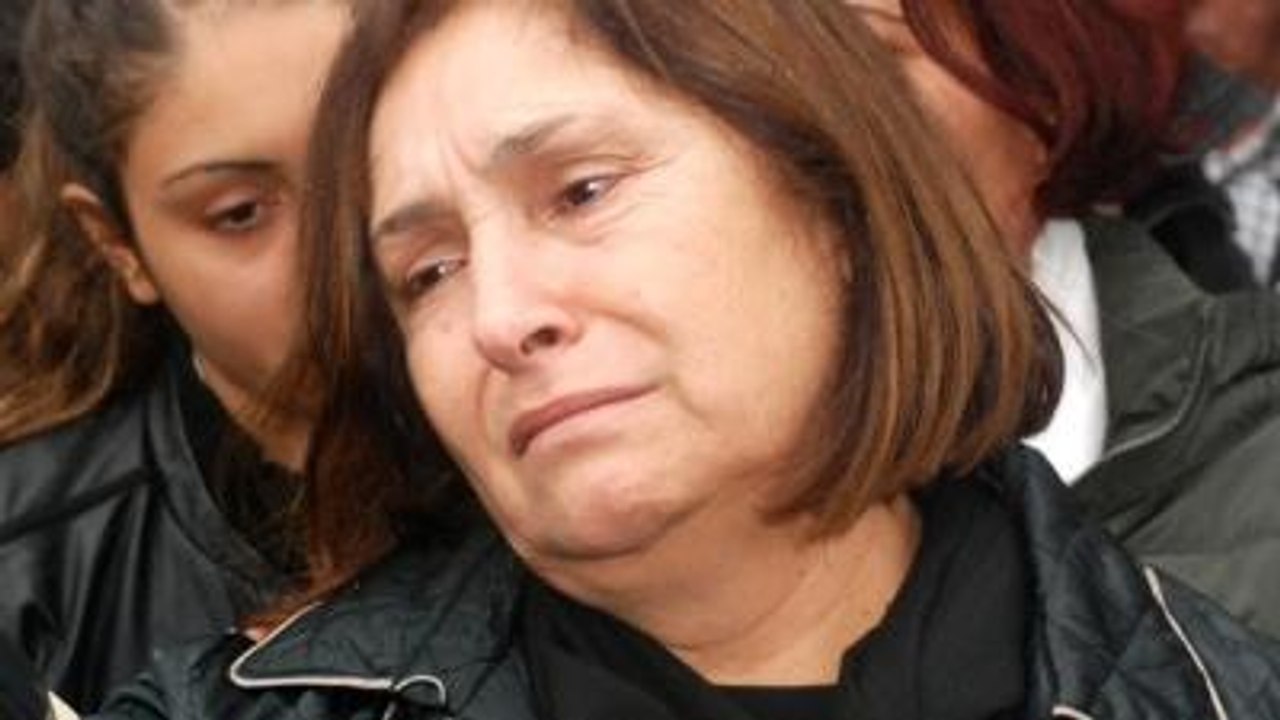 Başbakan'ın Eşi, Kılıçdaroğlu'nun Eşine Taziyeye Gitti