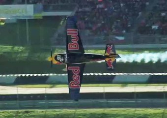 Red Bull Air Race 2014: Season Review Clip