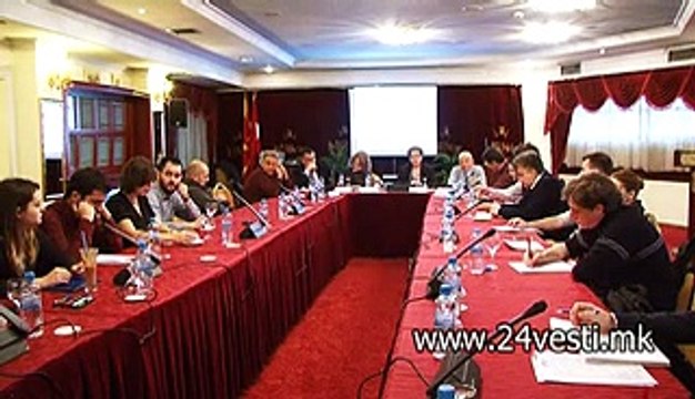 DEBATA CENTAR ZA MEDIUMI