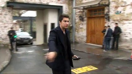 Başbakanlık ofisinde silah sesleri