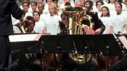 Feezzy au village Fanfare - Conte musical - Concert à Nanterre - Mai 2014