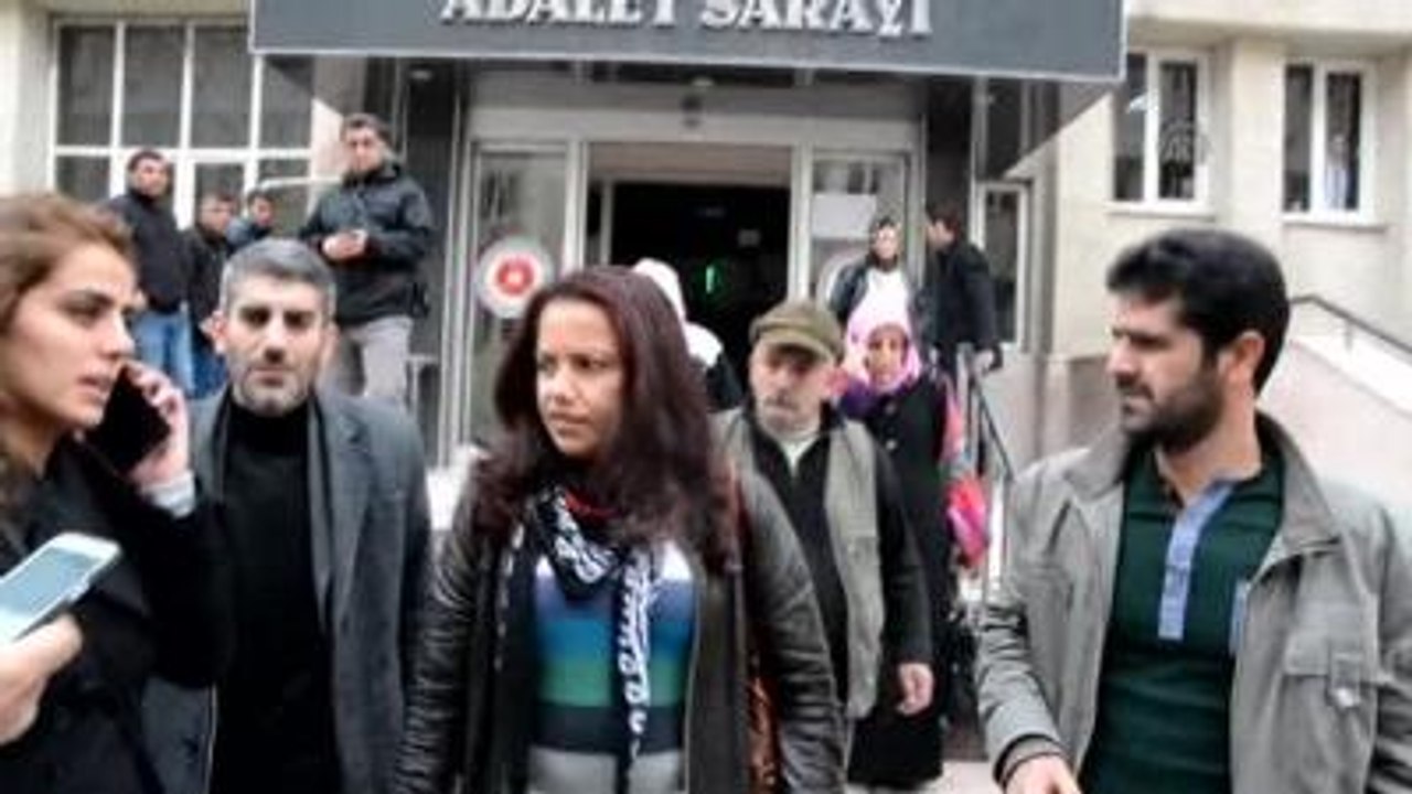 BDP Batman Siyaset Akademisi Merkezi'nde Dinlem...