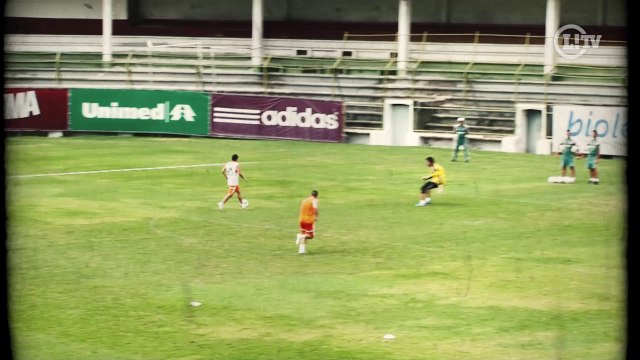 Conca faz golaço de cinema em treino do Fluminense
