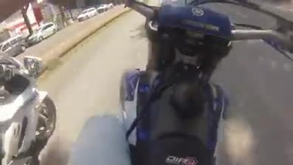 Course poursuite avec les motards de police en France