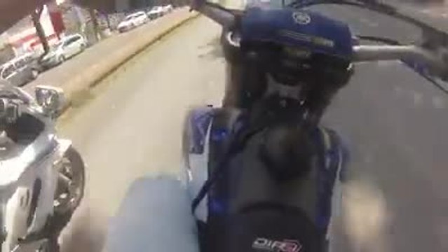 Course poursuite avec les motards de police en France