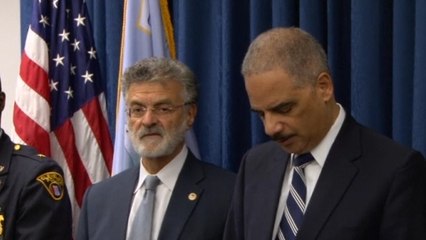 Holder says Cleveland police use "excessive force"