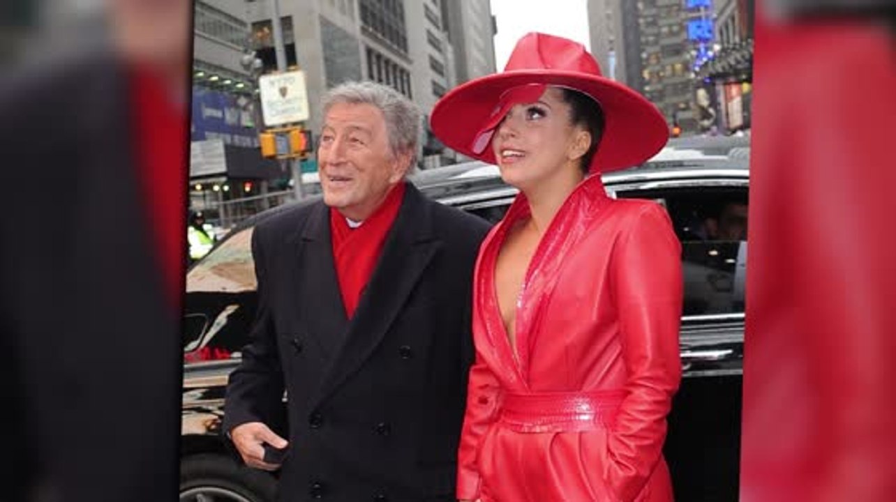 Lady Gaga und Tony Bennett werden im Times Square emotional