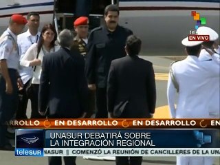 Presidente de Venezuela arriba al aeropuerto de Guayaquil