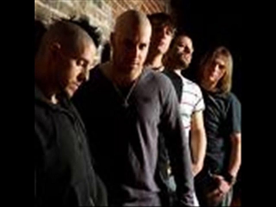 No Surprise - Daughtry (lyrics)