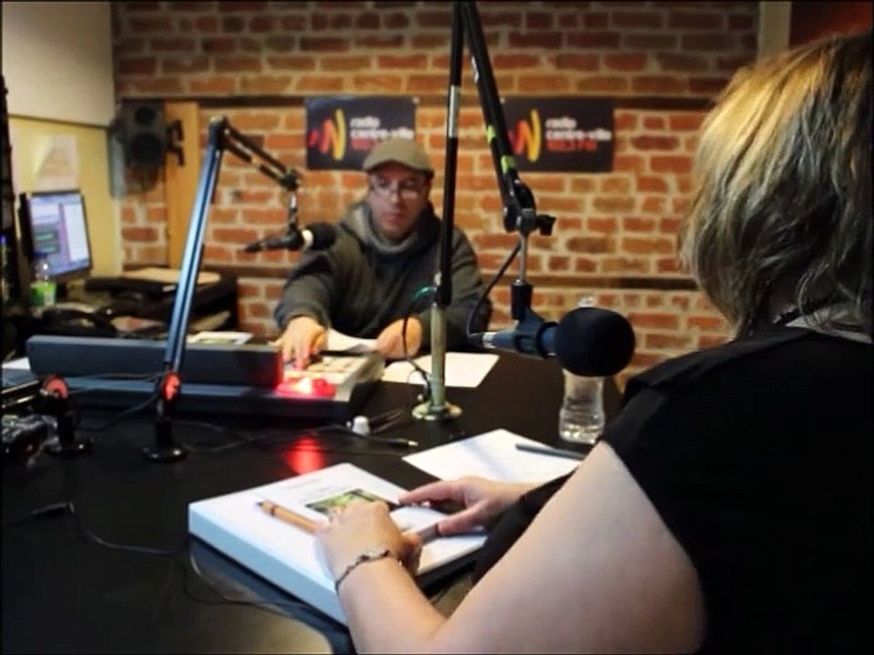 Invité d'Akim: La poète Jocelyne Langlois - LA COULEUR DES MOTS الوان الكلمات - 2014-12-04