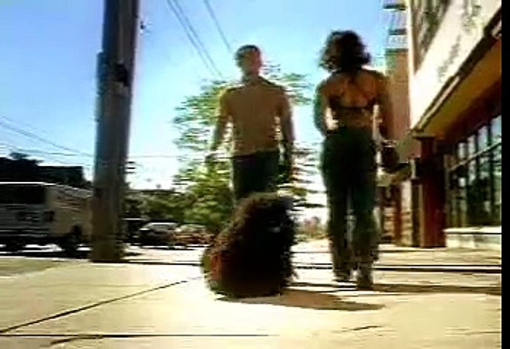 Pub marrante Bud light avec le rasta