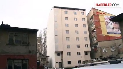 Erzurum 8 Katlı Apartmanın Çatısında Önlemsiz Çalışan İşçiler