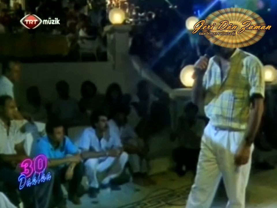 İbrahim Tatlıses - Hülya [Canlı Performans] (1987)