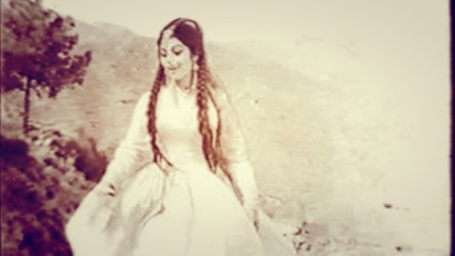 Kishwar Sultan, Gulnar Begum - Da Swarle Masti Hawake Pa Mastai Wakhama Topona