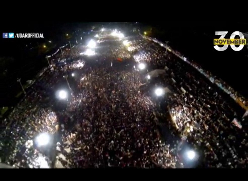 Check the crowds in Imran Khan Jalsa Islamabad - 30th Nov 2014